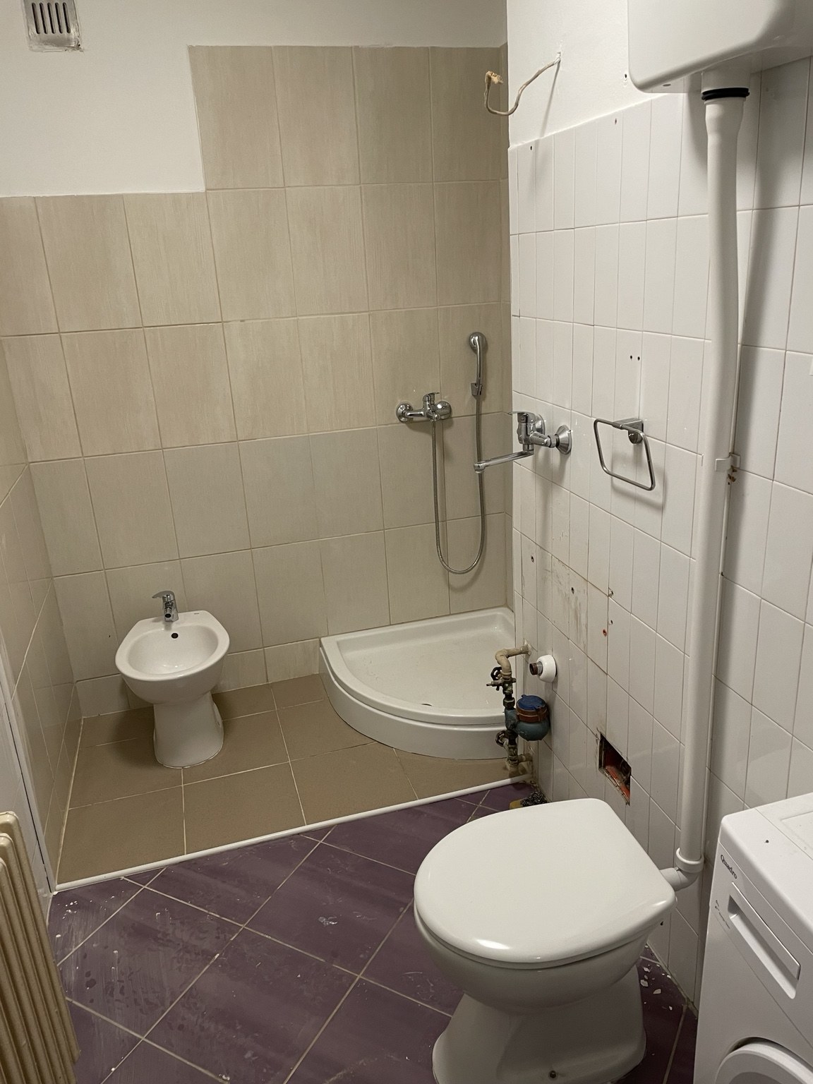 Završena kupaonica s tušem, bideom i novom keramikom nakon radova u Osijeku
